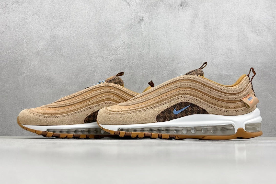 97 Camel Desert