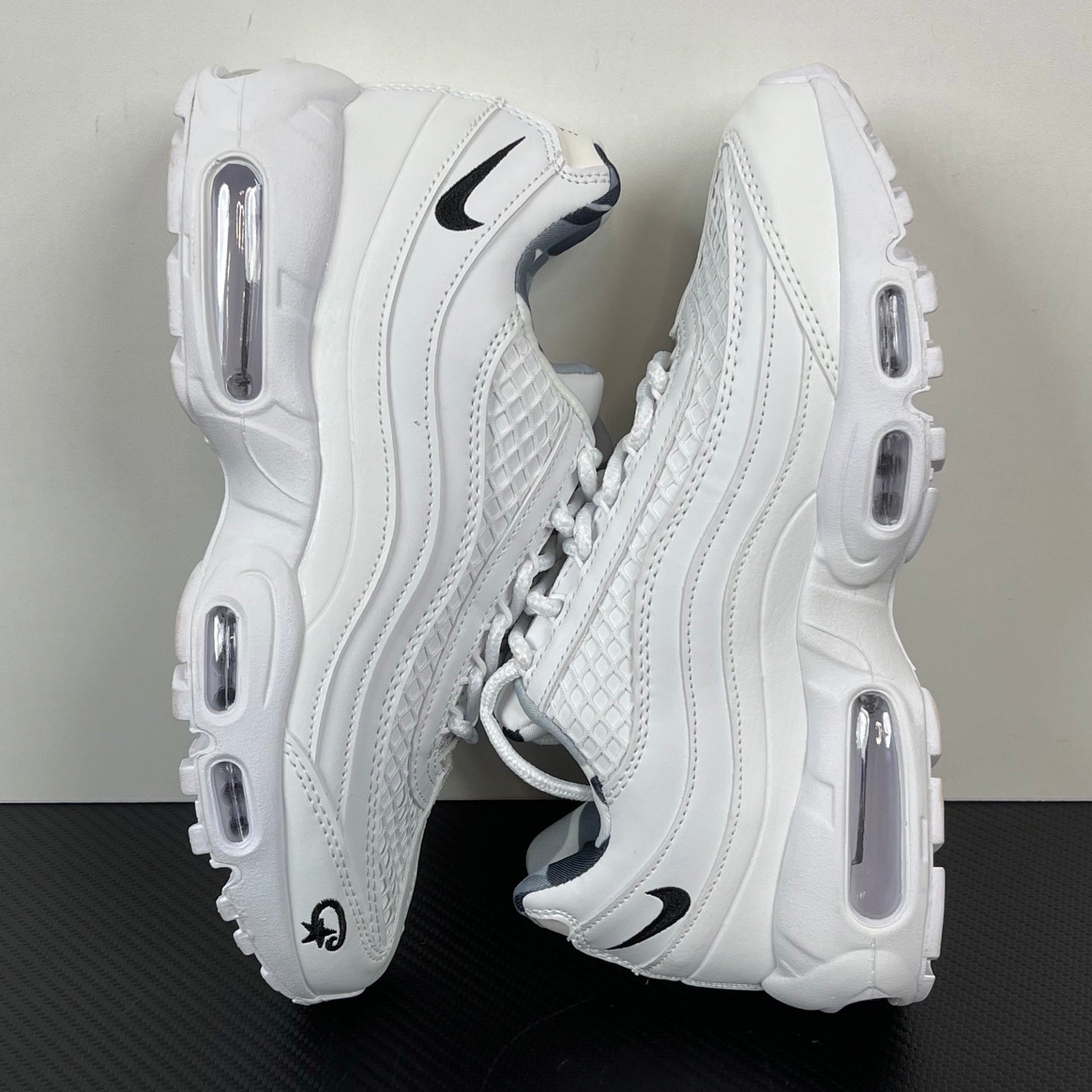 95 Pure White Corteiz
