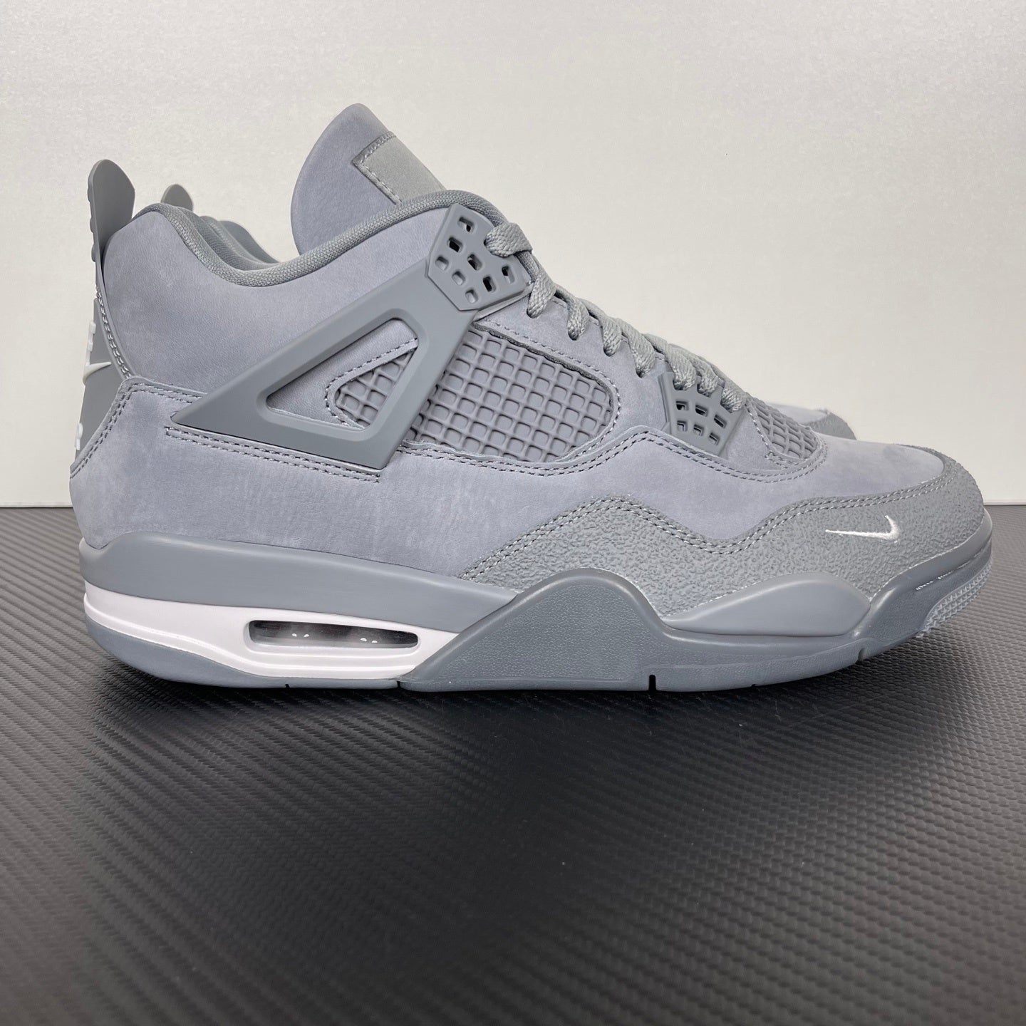 AJ4  Retro SE Paris Olympics Wet Cement