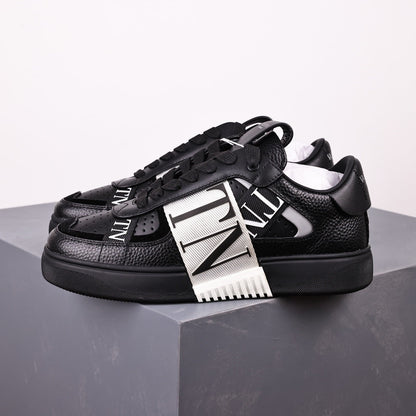 Valentino VL7n Black