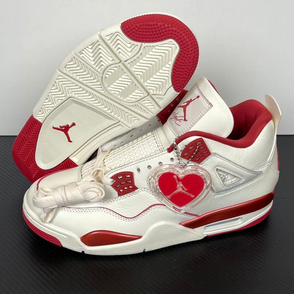 AJ4   'Valentine's Day'