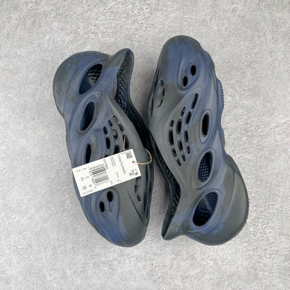 Foam Runner Mineral Blue
