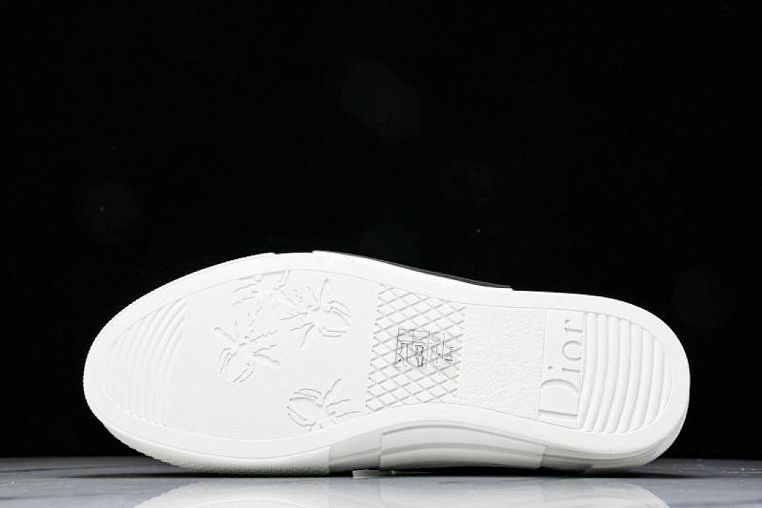 【530】LOW-TOP SPORTS SHOES BEIGE/WHITE