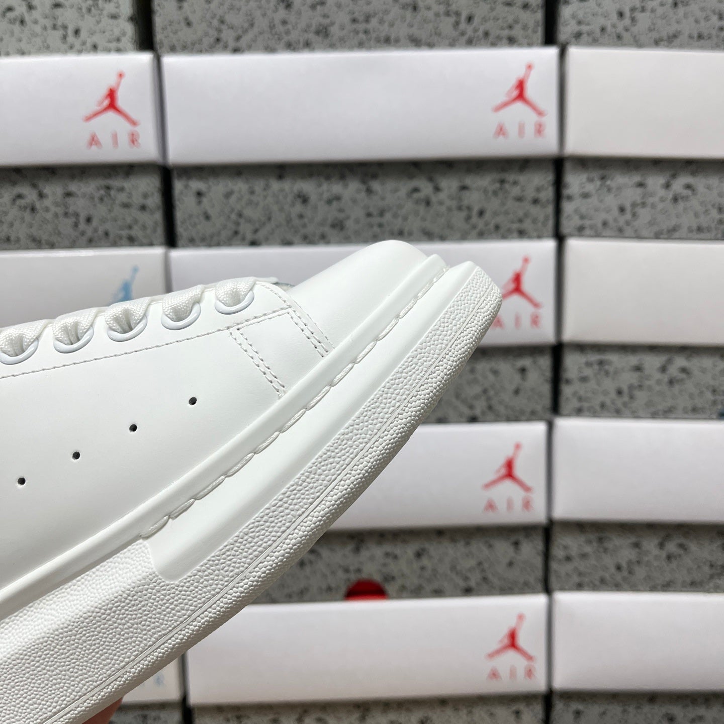 Alexander McQueen Low Gold White
