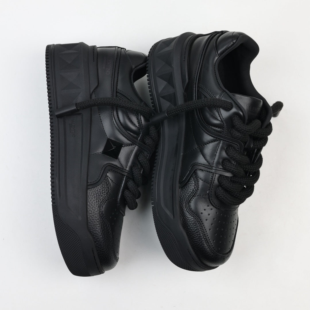 Valentino One Stud XL Black