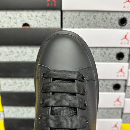 Alexander McQueen Gold Black