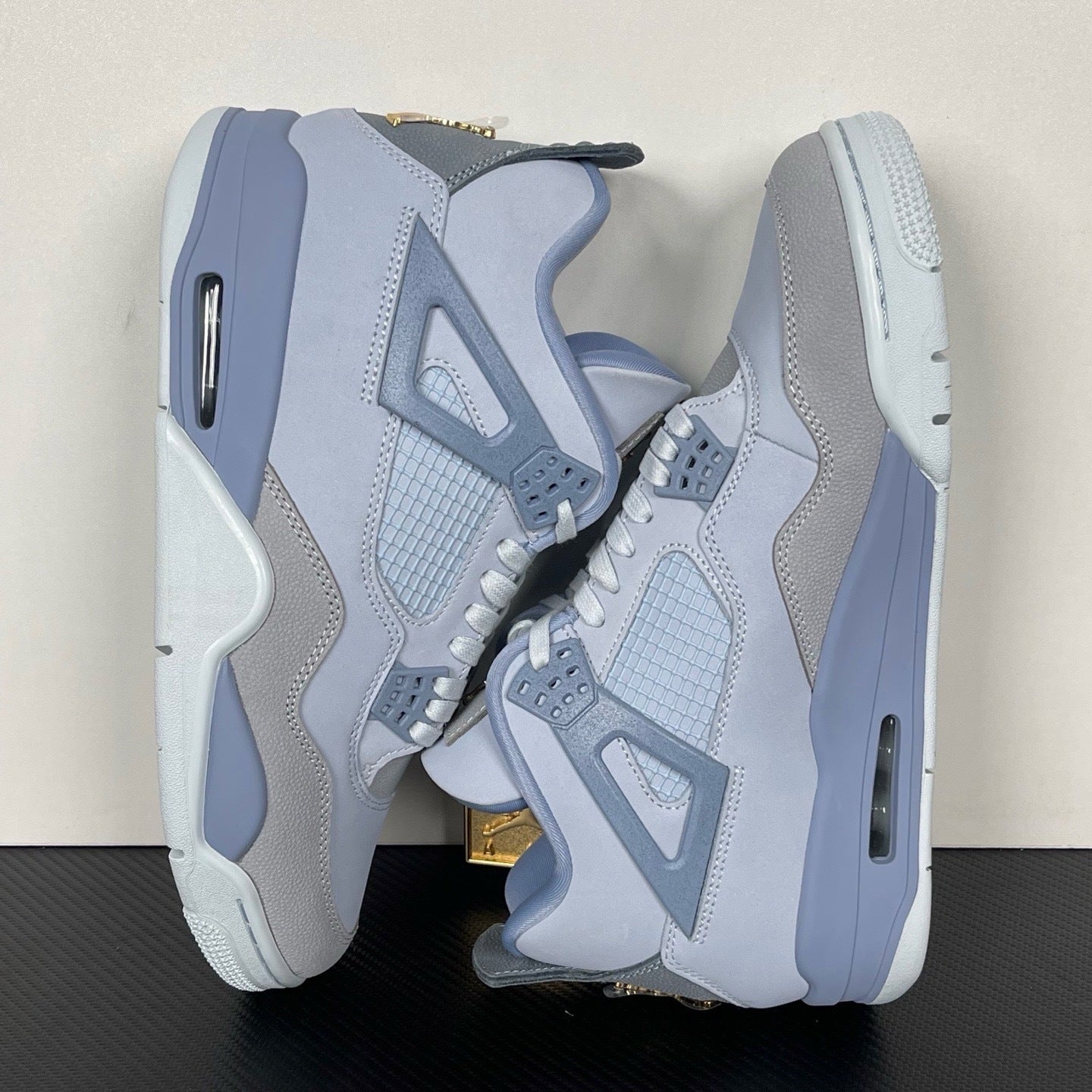 AJ4 Retro UNC Tar Heels PE