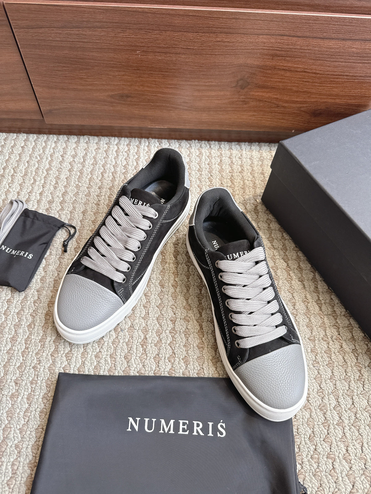 Numer Atelier - Ice Grey