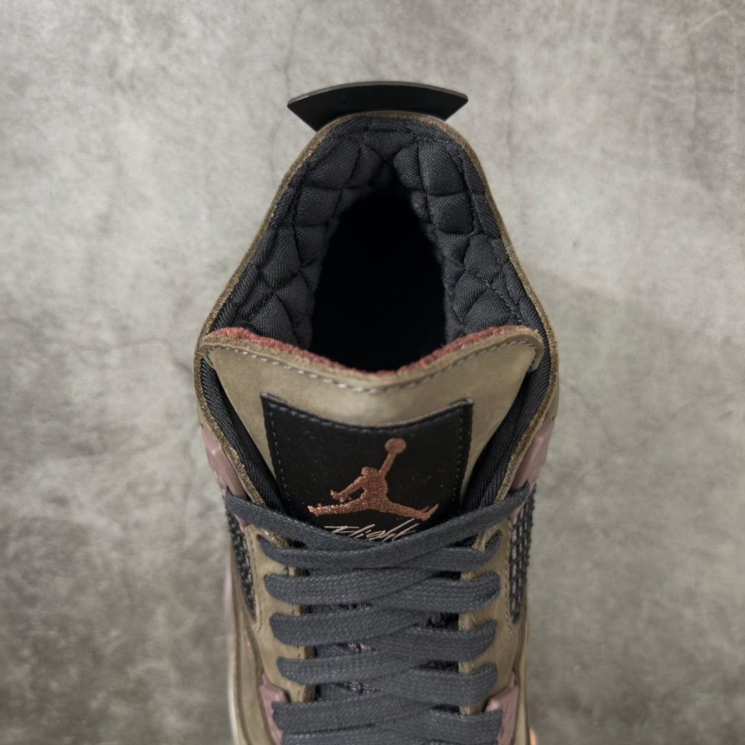 AJ4 Ma Maniére