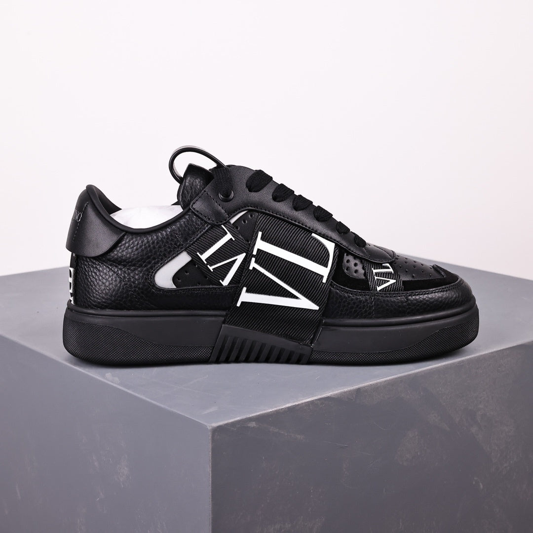 Valentino VL7n Pure Black