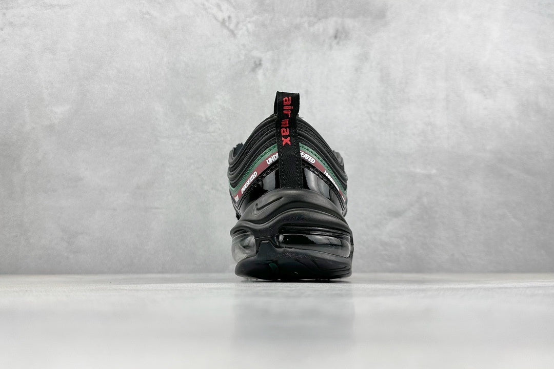 97 Undefeated Black