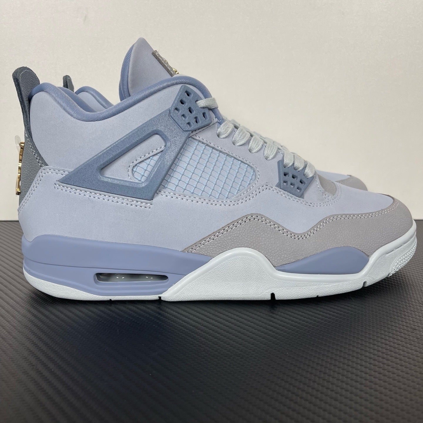 AJ4 Retro UNC Tar Heels PE
