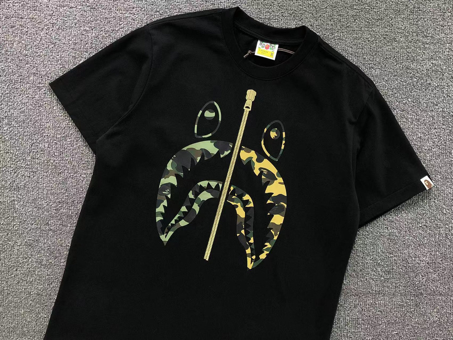 Tshirt Bape