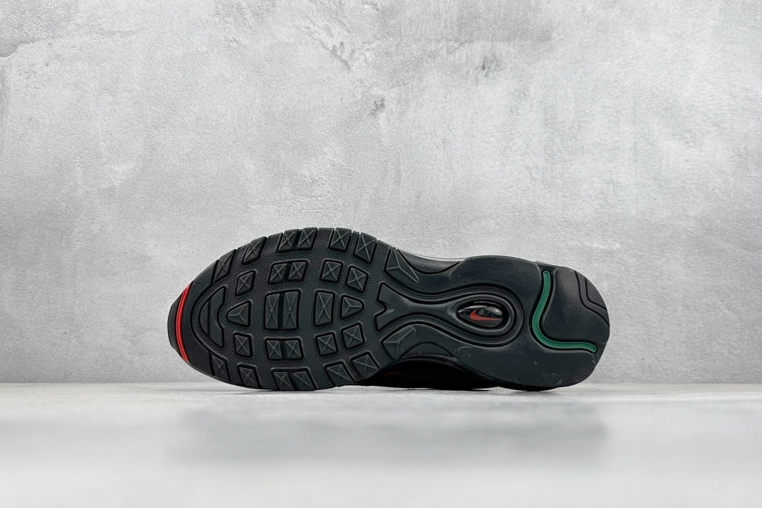 97 Undefeated Black