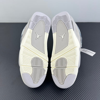 AJ4 Retro Frozen Moments