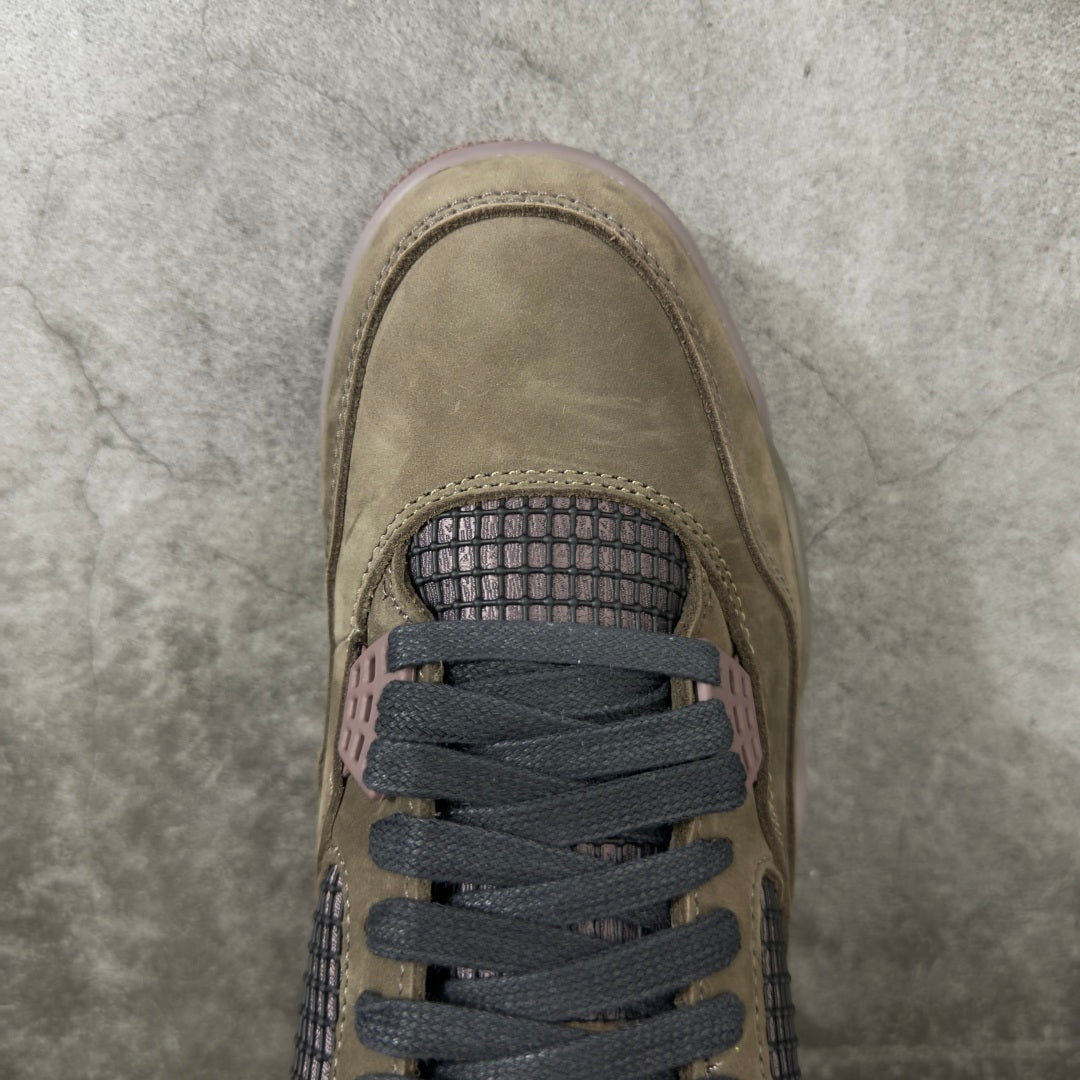 AJ4 Ma Maniére
