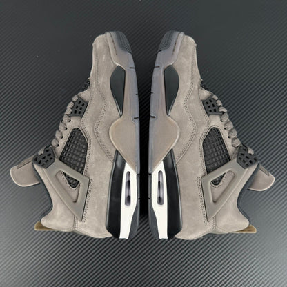 AJ4 Retro Cave Stone