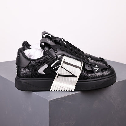 Valentino VL7n Black