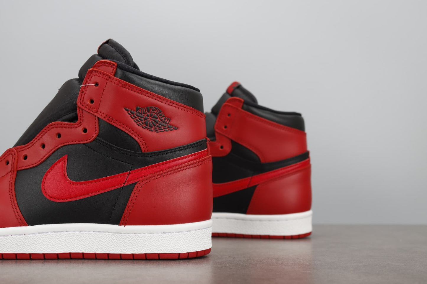 AJ1 High Obsidian Red
