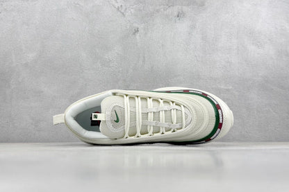 97 Undefeated Sail