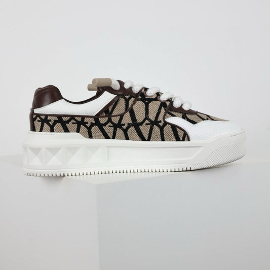 Valentino One Stud XL Brown