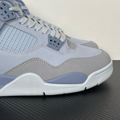 AJ4 Retro UNC Tar Heels PE