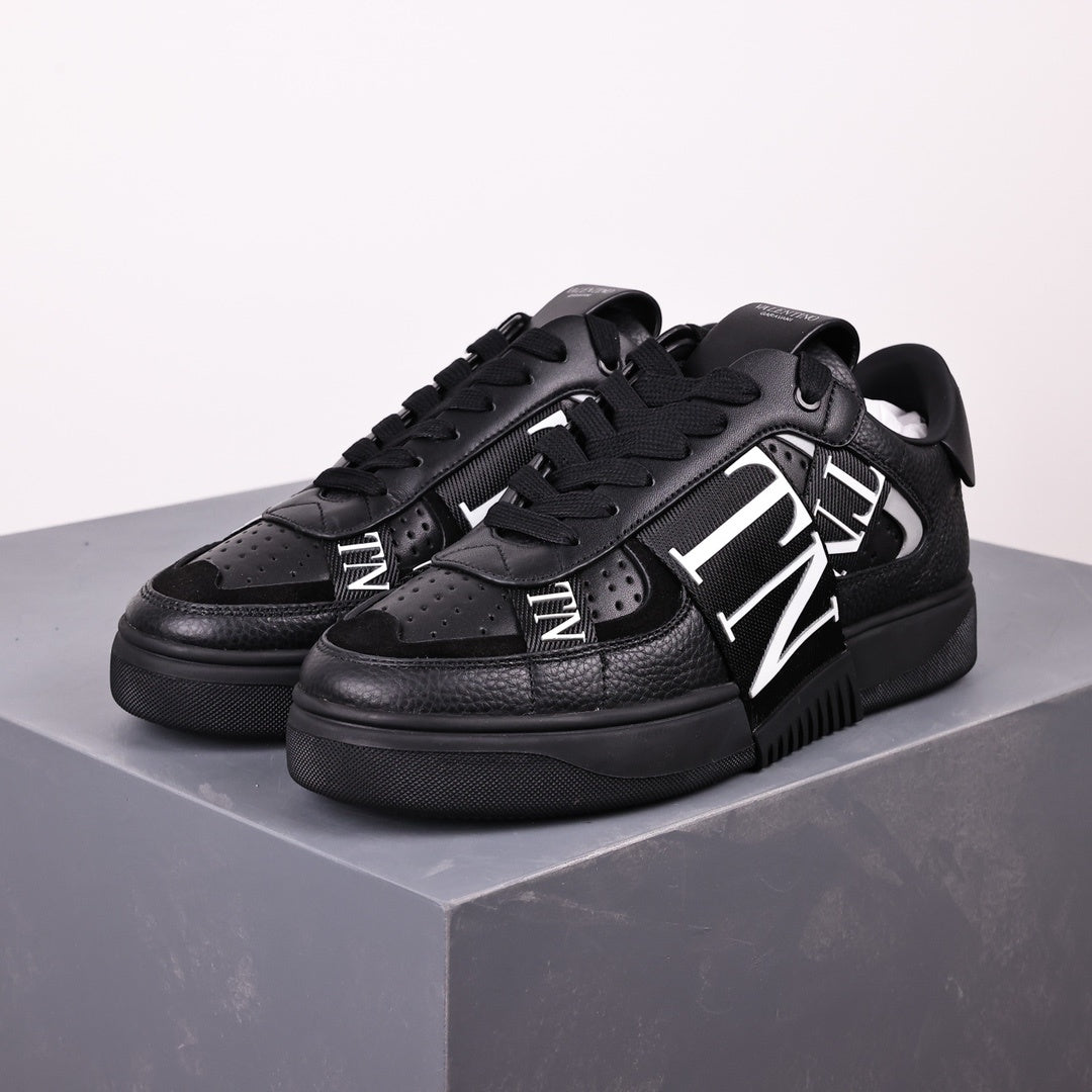 Valentino VL7n Pure Black