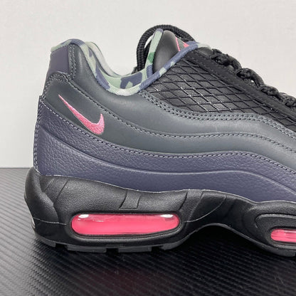 95 Corteiz Pink Beam