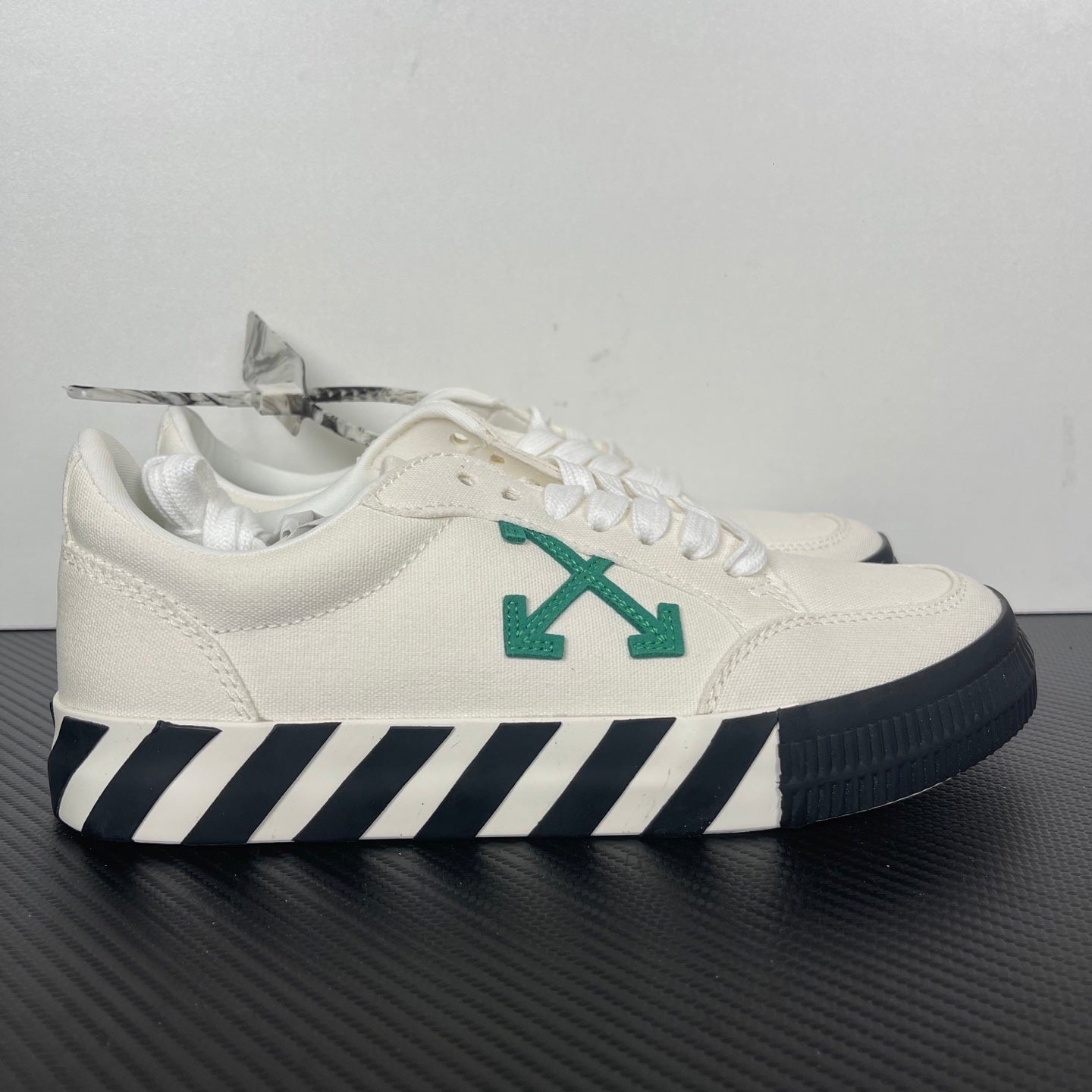 Vulcanized White Green
