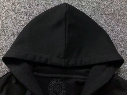Hoodie CHR8M3 H34RT 26