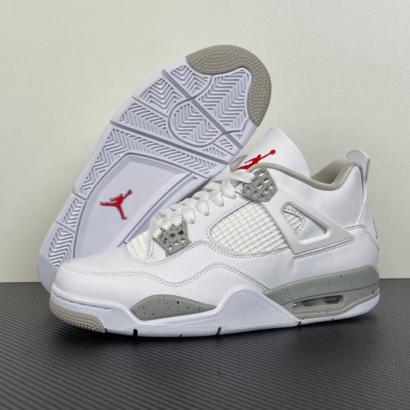 AJ4 Retro White Oreo