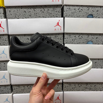 Alexander McQueen Black & White