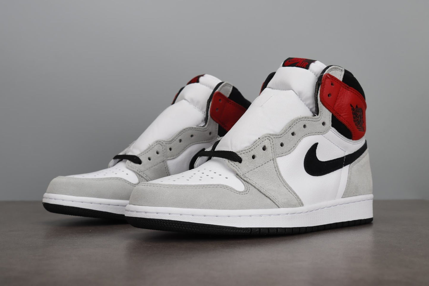 AJ1 High Light Smoke Grey