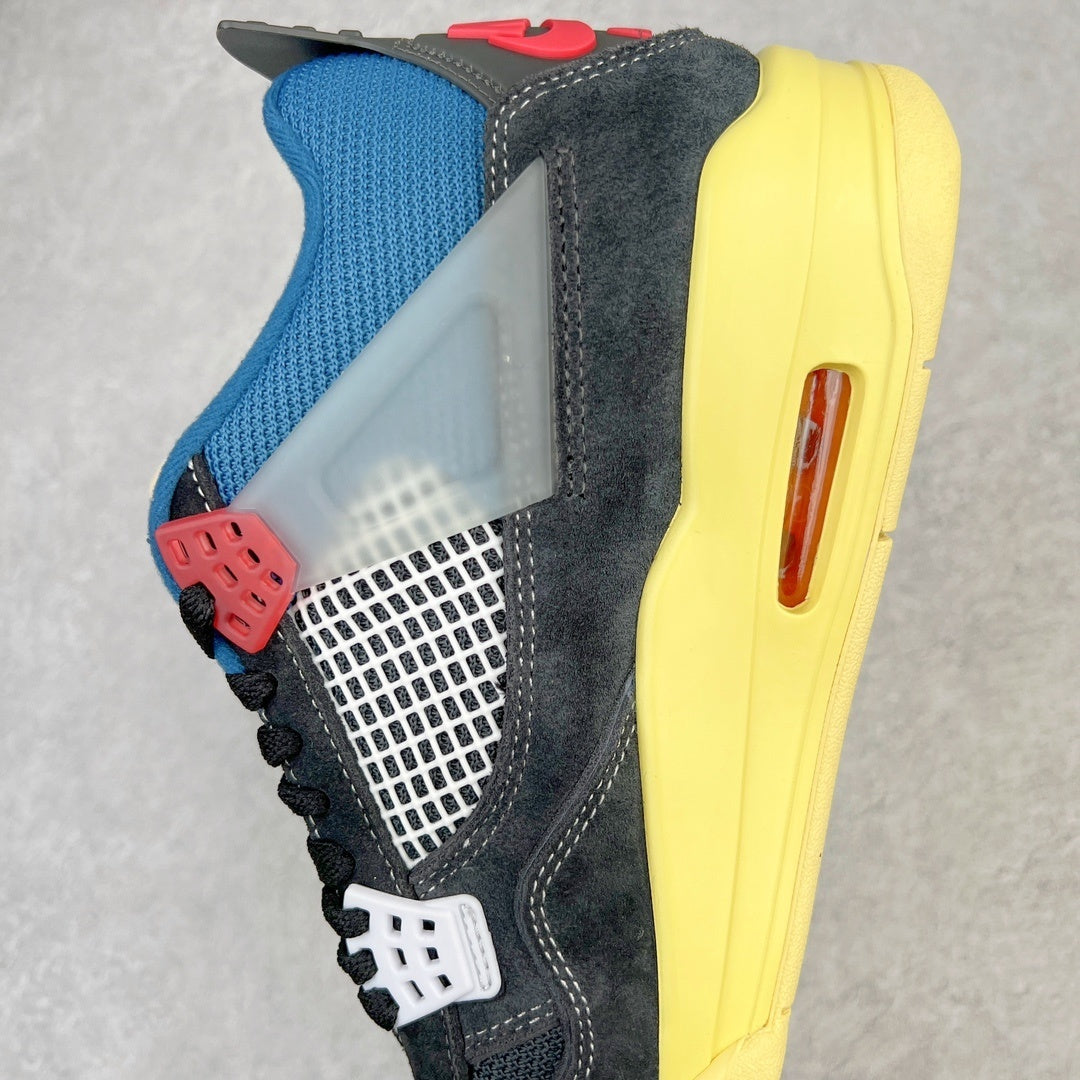 AJ4 Retro Union Off Noir