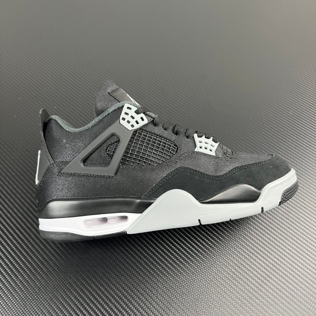AJ4 Retro SE Black Canvas