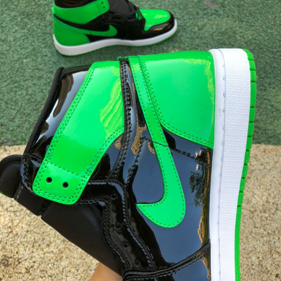AJ1 High Pine Green