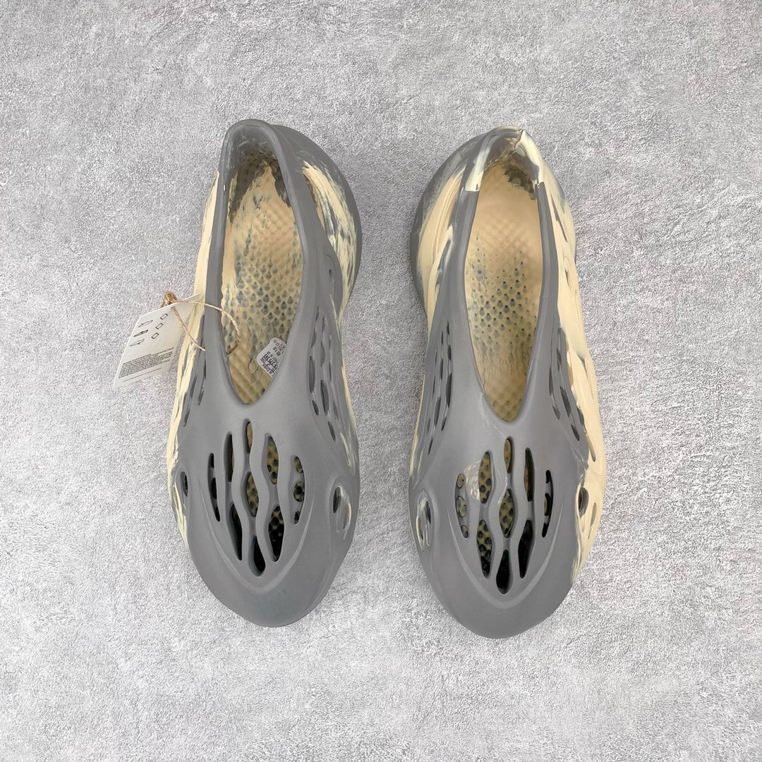 Foam Runner RNNR MXT Moon Gray