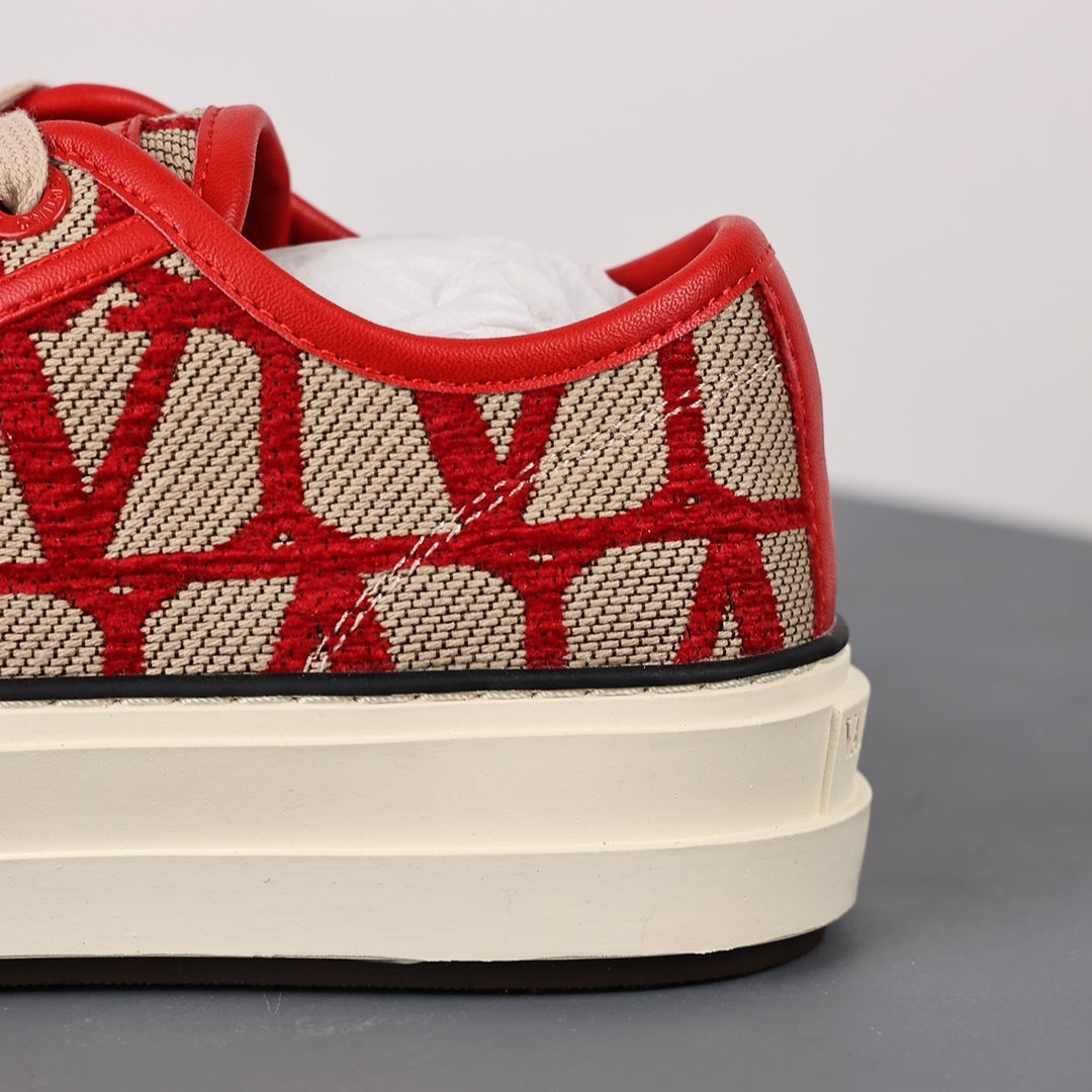 Valentino Totaloop Red/Beige