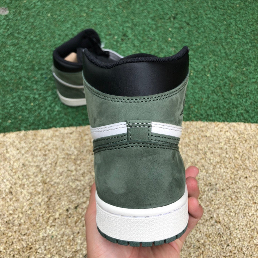AJ1 High Ringsclay Green