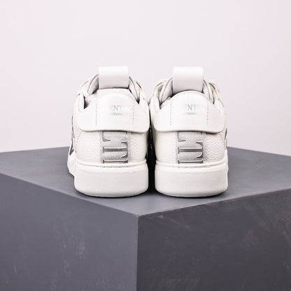 Valentino VL7n White