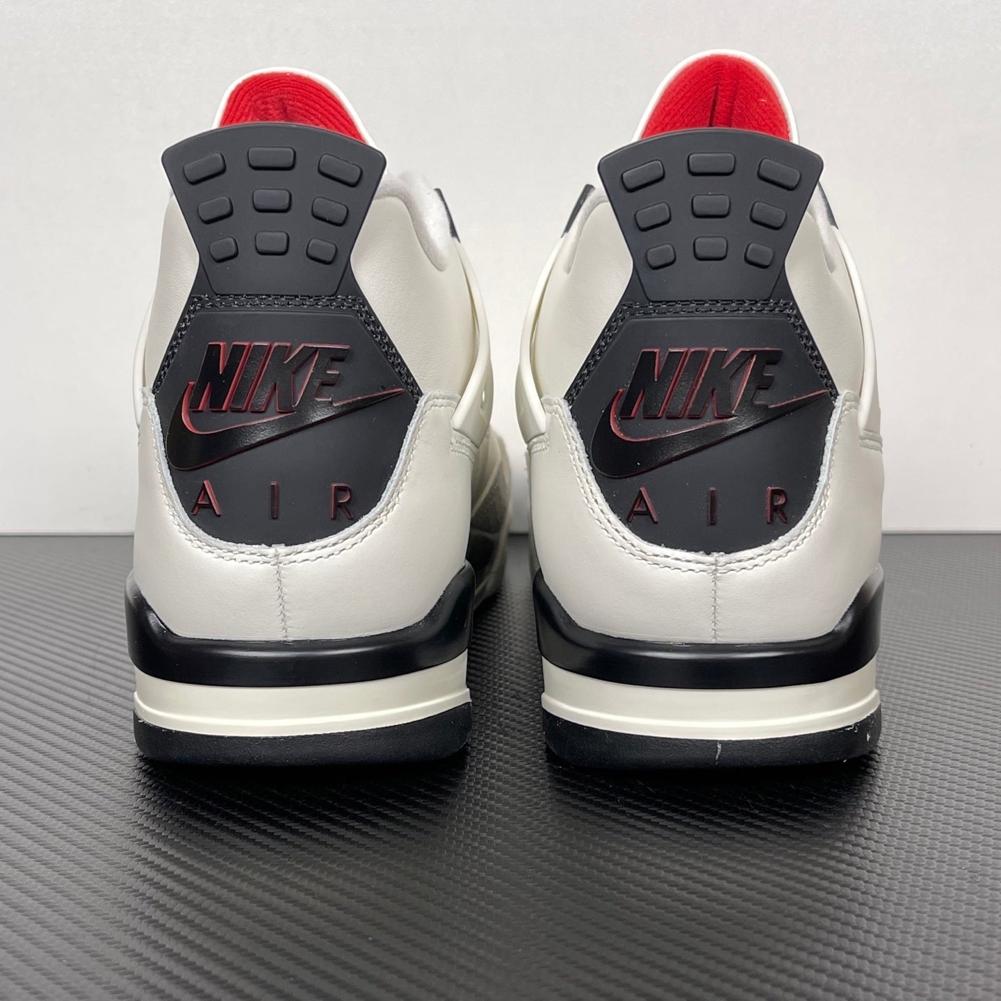 AJ4 Retro Flight Club