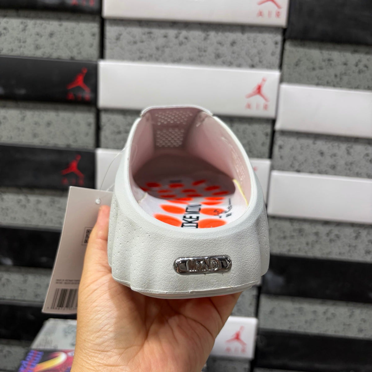 Mind 001 White Grey Orange