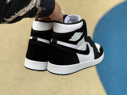 AJ1 High Black And White