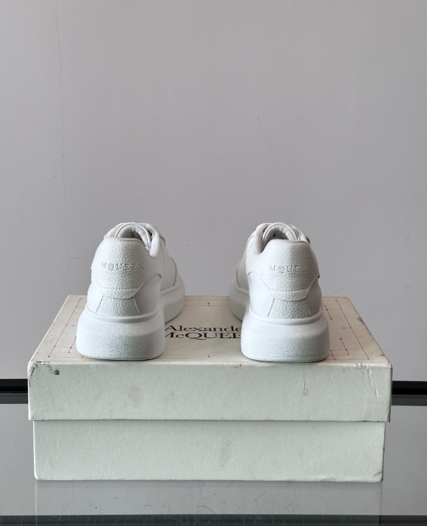 Alexander McQueen Oversized White