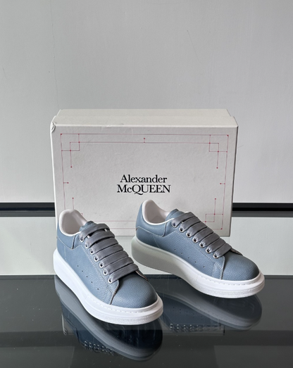 Alexander McQueen Oversized White/Blue