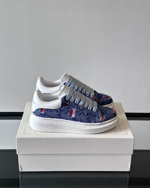 Alexander McQueen Oversized Blue