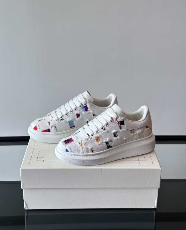 Alexander McQueen Oversized White