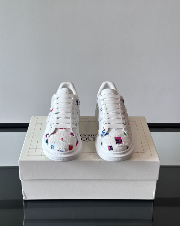 Alexander McQueen Oversized White