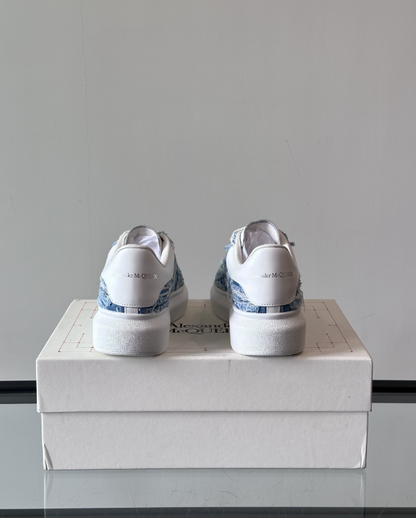Alexander McQueen Oversized Blue/White