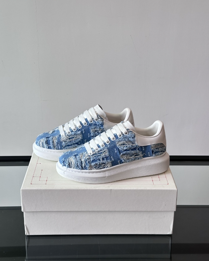 Alexander McQueen Oversized Blue/White